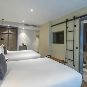 4* Otel Clayton Of